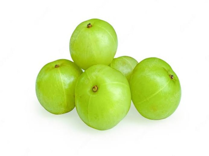 Amla For Hair - Top 10 Benefits & Ways To Use It?
