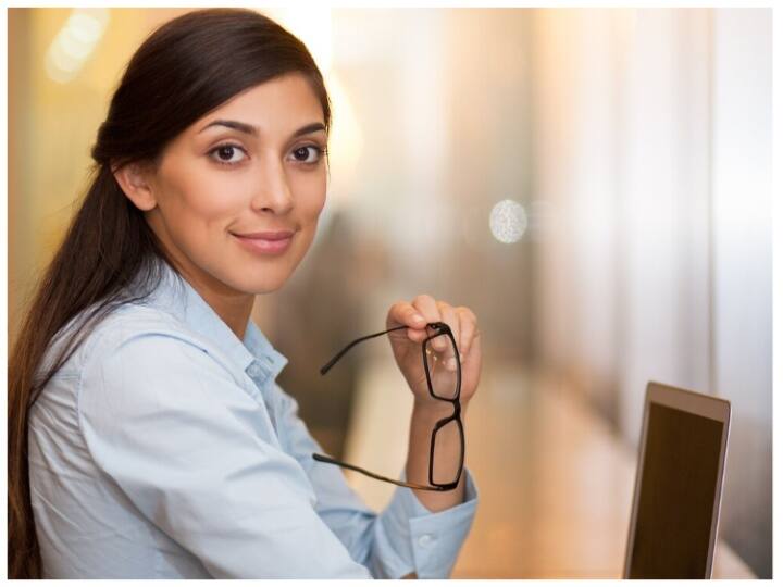 अभी आवेदन शुरू नहीं हुए हैं. आवेदन शुरू होंगे 20 अक्टूबर 2023 से और इनके लिए फॉर्म भरने की लास्ट डेट है 19 नवंबर 2023. परीक्षा तारीख आदि के विषय में अपडेट जानने के लिए समय-समय पर वेबसाइट विजिट करते रहें.