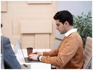 उम्र 30 साल हो गई है, लेकिन करियर में सेटल नहीं हैं? तो अभी भी ये परीक्षा देकर पा सकते हैं नौकरी