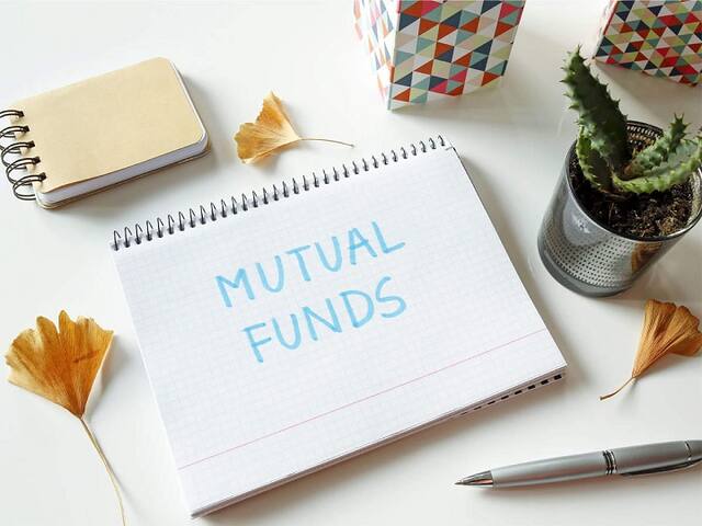 Best Mutual Funds: फ्लेक्सी कैप या बैलेंस एडवांटेज म्यूचुअल फंड, जानें आपके लिए किसमें निवेश करना बेहतर?