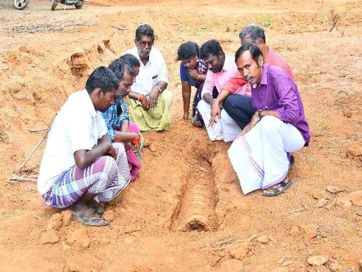 Discovery of ancient sewage pipe in Sivagangai, Archeology enthusiasts rejoice சிவகங்கையில் பழங்கால கழிவு நீர்க் குழாய் கண்டுபிடிப்பு - தொல்லியல் ஆர்வலர்கள் மகிழ்ச்சி