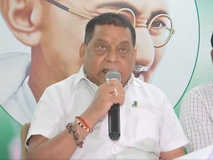 JDU leader Neeraj Kumar questioned caste of pm narendra modi Amidst politics on caste census Caste Survey Politics: JDU ने प्रधानमंत्री नरेंद्र मोदी की जाति पर उठाए सवाल, कहा- वो छिपा रहे हैं अपनी...