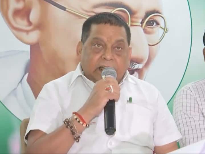 Caste Survey Politics: JDU ने प्रधानमंत्री नरेंद्र मोदी की जाति पर उठाए सवाल, कहा- वो छिपा रहे हैं अपनी... JDU leader Neeraj Kumar questioned caste of pm narendra modi Amidst politics on caste census Caste Survey Politics: JDU ने प्रधानमंत्री नरेंद्र मोदी की जाति पर उठाए सवाल, कहा- वो छिपा रहे हैं अपनी...