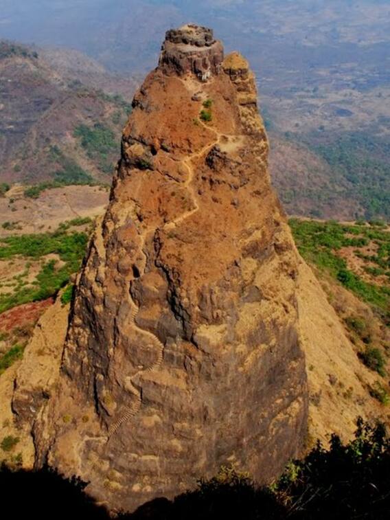किसे कहा जाता है भारत का सबसे खतरनाक किला? एक क्लिक कर जानें