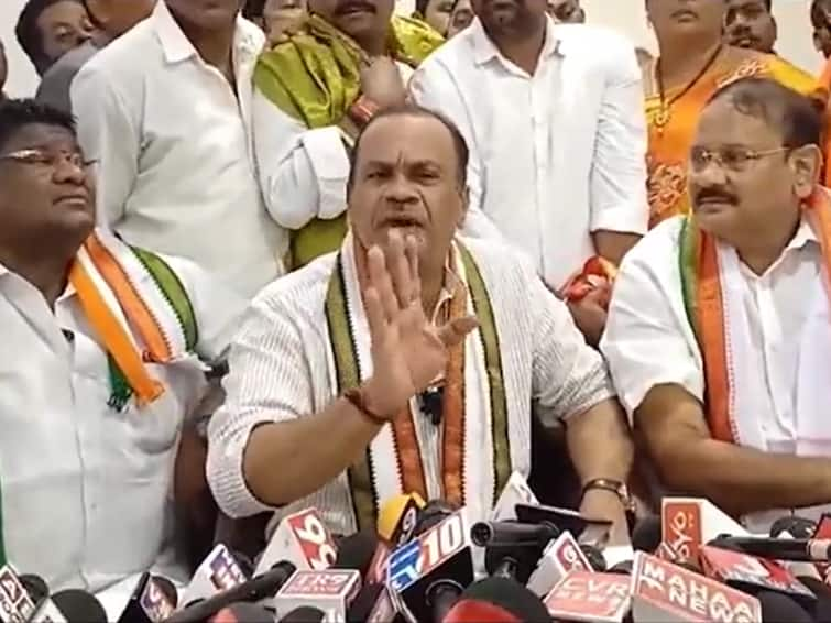 Komati Reddy Venkat Reddy said that Congress will form the government with 70 seats in Telangana పీసీసీ చీఫ్‌ను తిడితే అధిష్ఠానాన్ని తిట్టినట్టే- కారు మూడు ముక్కలు - కోమటిరెడ్డి సంచలన వ్యాఖ్యలు