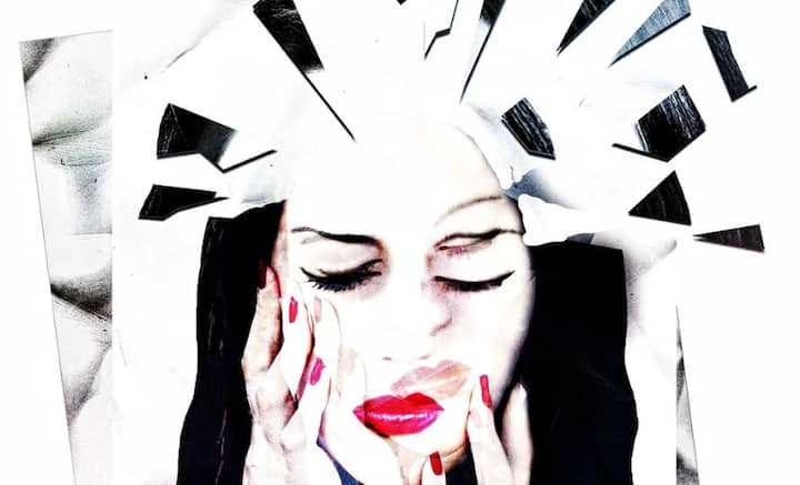 ত্বক ভাল রাখতে কম-বেশি রূপচর্চা করি আমরা। কিন্তু মন ভাল না থাকলে, হাজার ঘষামাজাতেও পাল্টাবে না কিছু, মত বিশেষজ্ঞদের।