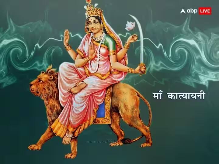 નવરાત્રિ 2023 ષષ્ઠી તિથિ (લીલી) – 20મી ઓક્ટોબરે માતા કાત્યાયનીની પૂજા કરવામાં આવશે. આ દિવસે ભક્તો લીલો રંગ પહેરીને પૂજા કરવાથી પ્રગતિનો માર્ગ ખુલશે. લીલો રંગ પ્રકૃતિ, સમૃદ્ધિ અને વિકાસનું પ્રતીક છે. તેનાથી સુખી દાંપત્ય જીવન અને સંતાન વૃદ્ધિના આશીર્વાદ મળે છે.