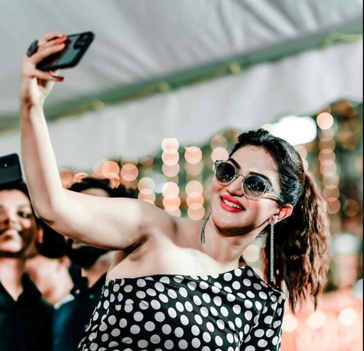 Honey Rose PHOTO: હની રોઝ સોશિયલ મીડિયા પર સૌથી વધુ એક્ટિવ સેલિબ્રિટીમાંથી એક છે. હની રોઝ લેટેસ્ટ ટ્રેન્ડિંગ સ્ટાર છે.