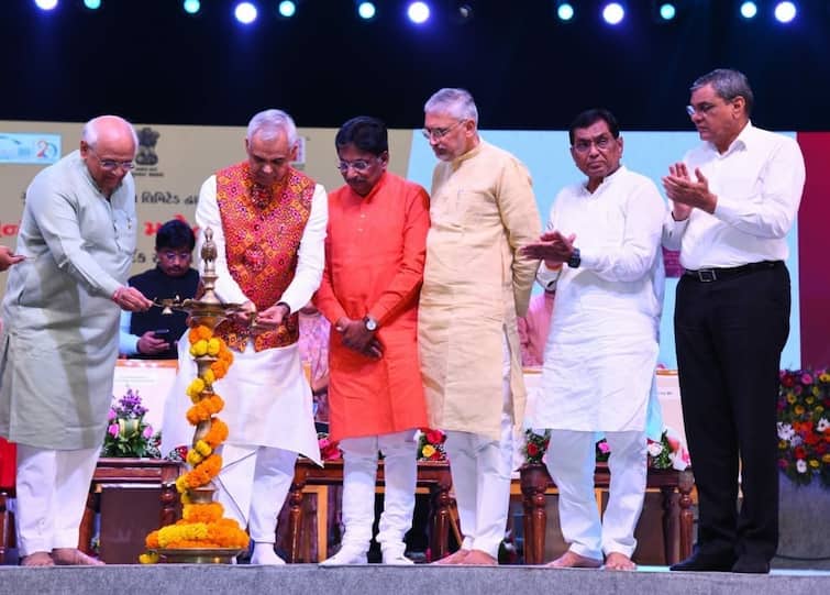 CM Bhupendra Patel inaugurated Vibrant Navratri Festival 2023 Navratri 2023: CM  ભૂપેન્દ્ર પટેલે 'વાઈબ્રન્ટ નવરાત્રી મહોત્સવ 2023'નો કરાવ્યો શુભારંભ