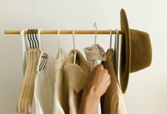 How To Remove Stain : कपड्यांवरील डाग कसे काढाल? पाहा