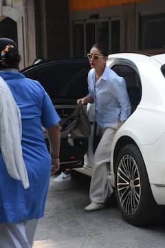 Kareena Kapoor Pics: दोनों बेटों के साथ स्टाइलिश लुक में पिता के घर पहुंचीं करीना कपूर, तस्वीरें देख जेह की क्यूटनेस पर आप भी हार बैठेंगे दिल