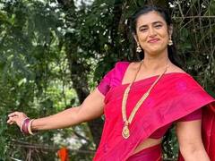 Gruhalakshmi Kasthuri Shankar Photos: ఎర్రచీరలో వెలిగిపోతున్న గృహలక్ష్మి