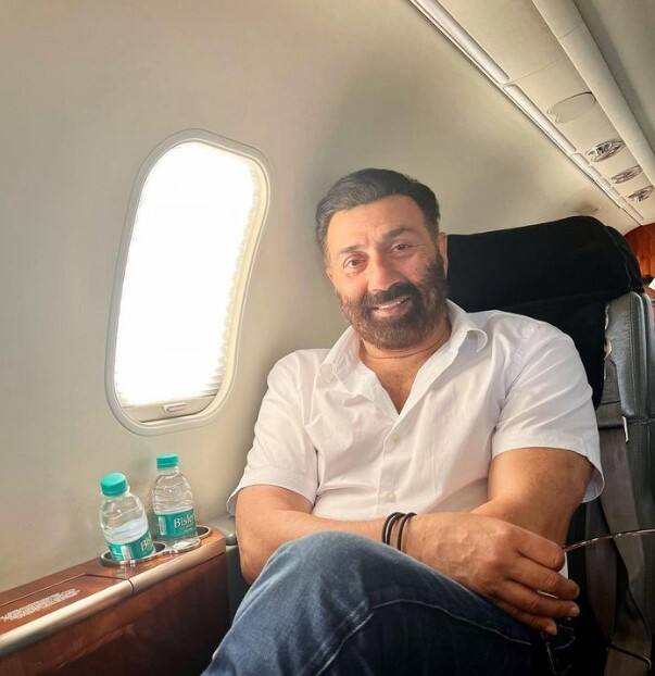 ਦੱਸ ਦੇਈਏ ਕਿ ਇਸ ਦੌਰਾਨ ਸੰਨੀ ਦੇ ਬੇਟੇ ਤੋਂ ਇਹ ਵੀ ਪੁੱਛਿਆ ਗਿਆ ਕਿ ਕੀ ਸੰਨੀ ਨੇ ਕਦੇ ਉਸ ਨੂੰ ਸਿਗਰਟ ਪੀਂਦੇ ਜਾਂ ਸ਼ਰਾਬ ਪੀਂਦੇ ਫੜਿਆ ਹੈ। ਜਿਸ ਦੇ ਜਵਾਬ ਵਿੱਚ ਰਾਜਵੀਰ ਨੇ ਕਿਹਾ - 