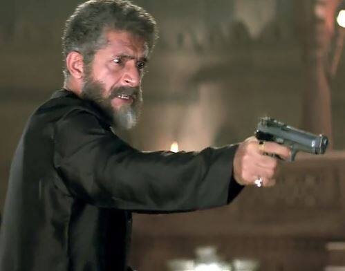 इस लिस्ट में सबसे पहला नाम नसीरुद्दीन शाह का आता है. उन्होंने आमिर खान की ब्लॉकबस्टर फिल्म सरफरोश में ISI एजेंट का रोल प्ले किया था.