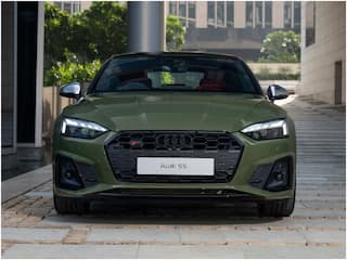 Audi S5 Sportback Platinum Edition launched at Rs 81.57 lakh  exclusive for festive season Audi S5 Sportback: ஆடி கார் நிறுவனத்தின் S5 ஸ்போர்ட்பேக் பிளாட்டினம் எடிஷன் அறிமுகம் - விழாக்கால சலுகை என்ன?