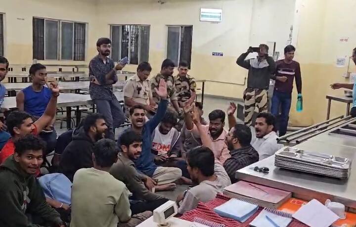 मुलांच्या आठ नंबर हॉस्टेलमधे हा प्रकार घडला.