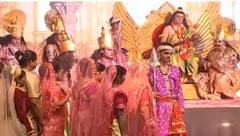 नवरात्रि के साथ ही दिल्ली में शुरू हुई रामलीला, पहले ही दिन उमड़ी दर्शकों की भीड़