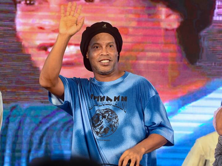 Football icon Ronaldinho Gaúcho arrived in Kolkata on Sunday to take part in the ongoing festivities among other engagements. Image Source: PTI