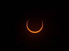 ਜਦੋਂ ਰਾਤ ਨੂੰ ਤੁਸੀਂ ਸੌਂ ਰਹੇ ਸੀ ਤਾਂ ਬਾਹਰਲੇ ਦੇਸ਼ ਵਿੱਚ ਇੰਝ ਦਾ ਹੋ ਗਿਆ ਸੀ ਸੂਰਜ , ਵੇਖੋ ਤਸਵੀਰਾਂ