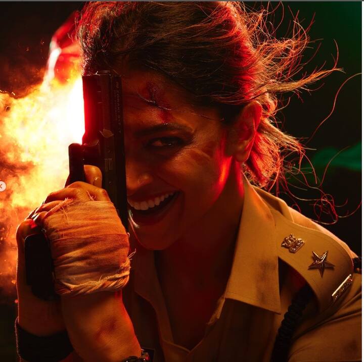 ਉਨ੍ਹਾਂ ਨੇ ਦੱਸਿਆ ਸੀ ਕਿ ਦੀਪਿਕਾ ਪਾਦੁਕੋਣ ਲੇਡੀ ਸਿੰਘਮ ਦੇ ਕਿਰਦਾਰ 'ਚ ਨਜ਼ਰ ਆਵੇਗੀ। ਦੀਪਿਕਾ ਪਾਦੂਕੋਣ ਪਹਿਲੀ ਅਜਿਹੀ ਅਭਿਨੇਤਰੀ ਹੋਵੇਗੀ ਜੋ ਰੋਹਿਤ ਸ਼ੈੱਟੀ ਦੇ ਕਾਪ ਬ੍ਰਹਿਮੰਡ ਵਿੱਚ ਪੁਲਿਸ ਵਾਲੇ ਦੀ ਭੂਮਿਕਾ ਵਿੱਚ ਨਜ਼ਰ ਆਵੇਗੀ।