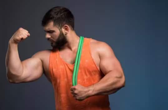 ਸਟੈਮਿਨਾ ਘੱਟ ਹੋਣ ਕਾਰਨ ਕੰਮ ਕਰਨ ਦੀ ਸਮਰੱਥਾ ਘੱਟ ਜਾਂਦੀ ਹੈ। ਇਹ ਸਰੀਰਕ ਅਤੇ ਮਾਨਸਿਕ ਸਿਹਤ ਦੋਵਾਂ 'ਤੇ ਅਸਰ ਪਾਉਂਦਾ ਹੈ। ਜੇਕਰ ਤੁਸੀਂ ਆਪਣੇ ਸਟੈਮਿਨਾ ਨੂੰ ਸੁਧਾਰਨਾ ਚਾਹੁੰਦੇ ਹੋ ਅਤੇ ਇਸ ਨੂੰ ਮਜ਼ਬੂਤ ਬਣਾਉਣਾ ਚਾਹੁੰਦੇ ਹੋ, ਤਾਂ ਤੁਸੀਂ ਆਪਣੀ ਰੋਜ਼ਾਨਾ ਦੀ ਰੁਟੀਨ ਵਿੱਚ ਕੁਝ ਬਦਲਾਅ ਕਰਕੇ ਇਸ ਨੂੰ ਸੁਧਾਰ ਸਕਦੇ ਹੋ। ਆਓ ਜਾਣਦੇ ਹਾਂ ਸਟੈਮਿਨਾ ਸੁਧਾਰਨ ਦੇ ਚਾਰ ਸਭ ਤੋਂ ਪ੍ਰਭਾਵਸ਼ਾਲੀ ਤਰੀਕੇ।