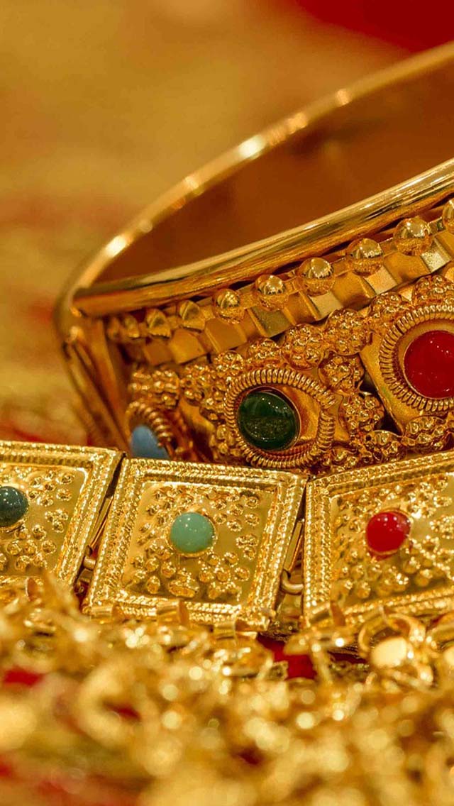 Gold Price Today: পঞ্চমীতে ঊর্ধ্বমুখী সোনার দাম, আজ কলকাতায় কত মূল্য?