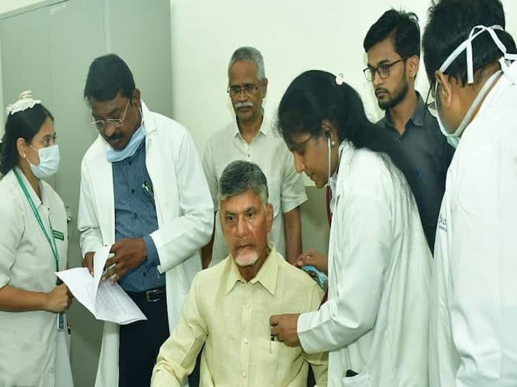 Chandrababu Naidu health condition family members filed petition in ACB court Chandrababu Naidu: చంద్రబాబు ఆరోగ్య పరిస్థితిపై ఏసీబీ కోర్టులో పిటిషన్, మంగళవారం విచారణ