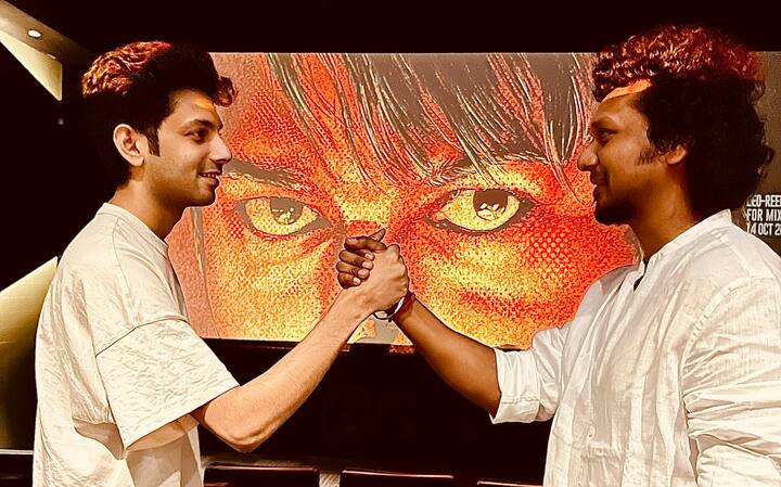 மனதை லேசாக்கும் ரொமாண்டிக் பாடல்கள், காதல் தோல்வி அடைந்தவர்களுக்கு சூப் சாங், குடும்ப உறவினர்களிடையே பிணைப்பை ஏற்படுத்தும் செண்டிமெண்ட் பாடல்கள், திரையரங்குகளை அலறவிடும் பின்னணி இசை என அனைத்திலும் கலக்கி மக்களை இசை வெள்ளத்தில் மிதக்க வைக்கும் அனிருத் தனது 33வது பிறந்தநாளை இன்று கொண்டாடுகிறார்.