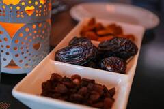 Benefits Of Eating Diet : खजूर खाण्याचे फायदे , वाचा सविस्तर