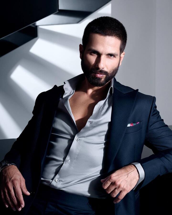 'मैं फिल्म के सेट पर ये सोचकर नहीं जा सकता कि पैसे कमाने हैं घर चलना है चलो चलते हैं. अगर किसी दिन ऐसा आया कि काम नहीं आ रहा कि यार काम के लिए काम करना पड़ेगा, हां क्योंकि काम तो करना पड़ेगा अगर लगा कि मौका इतनी आने वाली है तो करेंगे'