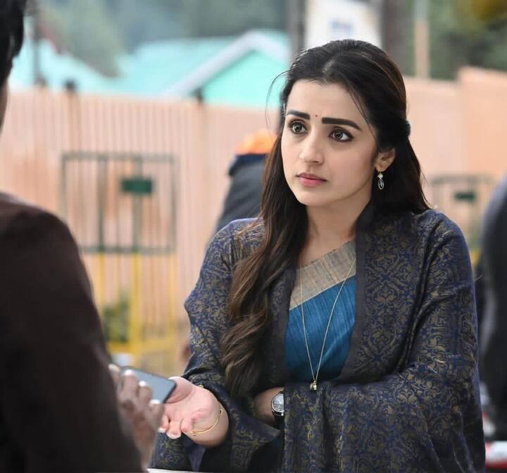 முன்னதாக, லியோவின் பிரிமீயர் காட்சி, 18 ஆம் தேதியன்று திரையிடப்படலாம் என கமலா சினிமாஸ் பதிவிட்டது. ஆனால், இது குறித்த அப்டேட் எதுவும் வரவில்லை.