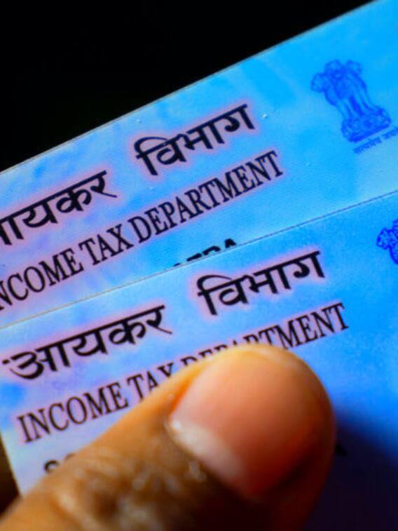 पैन कार्ड में नाम और पता है गलत, तो इस तरह से करें सुधार