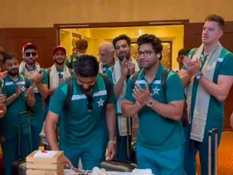 Pakistan Celebrate Babar Azam's Birthday Ahead Of Pak vs Aus World Cup Match. Watch Pakistan Celebrate Babar Azam's Birthday Ahead Of Pak vs Aus World Cup Match. Watch