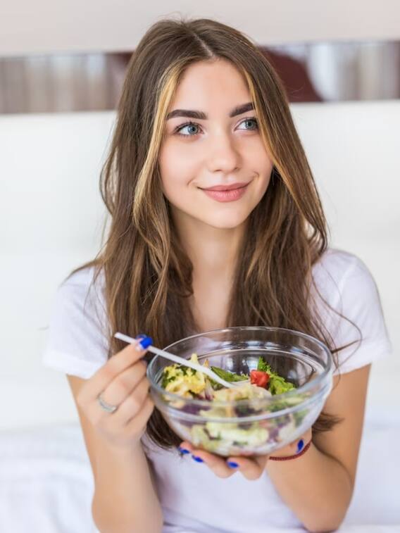 नवरात्रि व्रत में कमजोरी दूर करने के लिए खाएं ये फूड आइटम्स