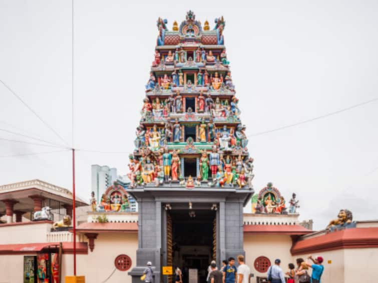 Singapore HC Rules Out Lighter Jail Term For Indian Ex-Chief Priest Involved In $1.5 Mn Temple Jewelry Pawning Case Singapore HC Rules Out Lighter Jail Term For Indian Ex-Chief Priest Involved In $1.5 Mn Temple Jewelry Pawning Case