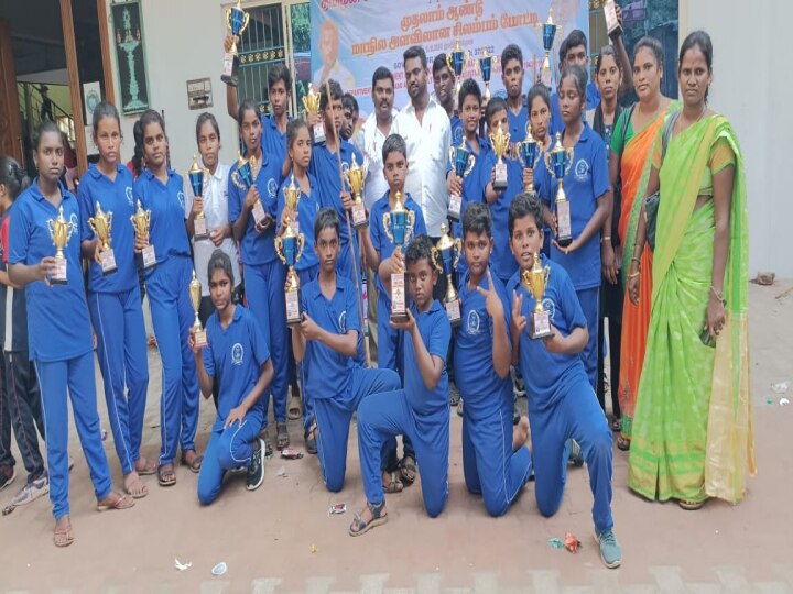 Silambam: மாநில அளவிலான சிலம்பம் போட்டி ..! சாதித்து காட்டிய கிராமத்து மாணவர்கள்..!