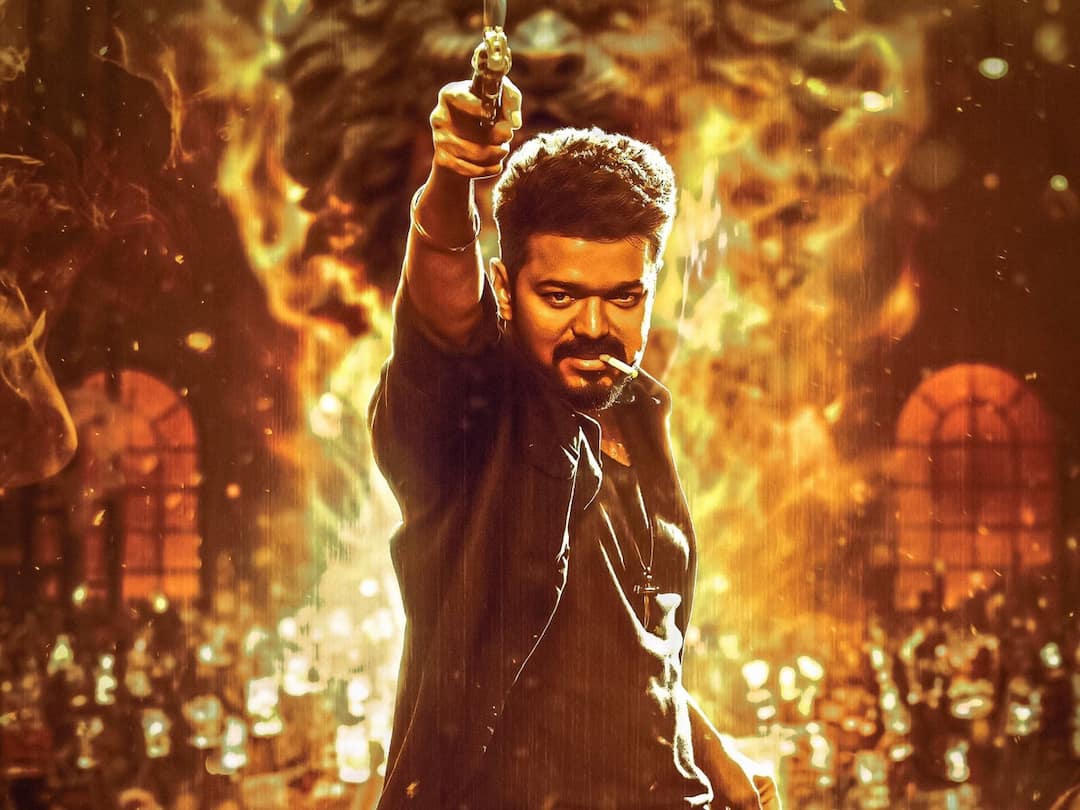 Leo Movie Release: லியோ படத்திற்கு சிக்கல் மேல் சிக்கல்...பிளக்ஸ், பேனர்கள் வைக்க தடை...உயர் நீதிமன்றம் கிடுக்குபிடி! Leo Movie Release Hyderabad court has ordered the not release of the movie Leo till October 20 Leo Movie Release: லியோ படத்திற்கு சிக்கல் மேல் சிக்கல்...பிளக்ஸ், பேனர்கள் வைக்க தடை...உயர் நீதிமன்றம் கிடுக்குபிடி!