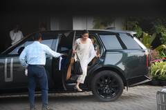 69th National Film Awards: नेशनल अवॉर्ड लेने के लिए पति रणबीर संग दिल्ली के लिए रवाना हुईं Alia Bhatt, व्हाइट सूट में एक्ट्रेस की सादगी पर फिदा हुए फैंस