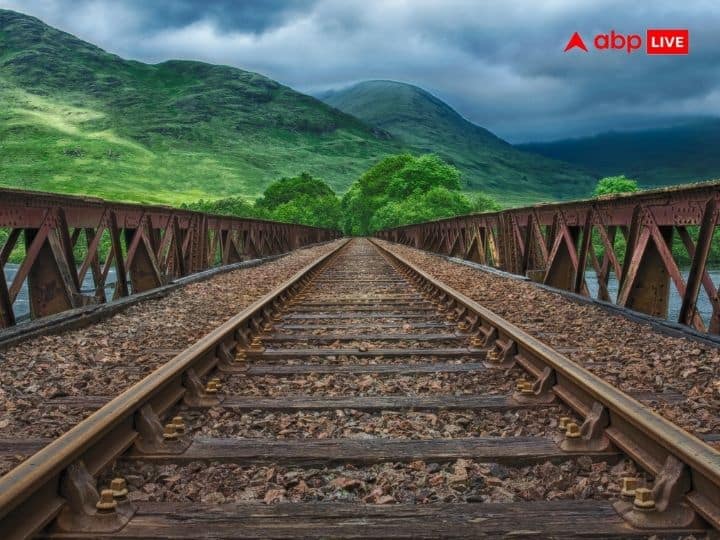 Why do railway tracks not rust Know the reason रेल की पटरी में जंग क्यों नहीं लगता है? जानें असली कारण