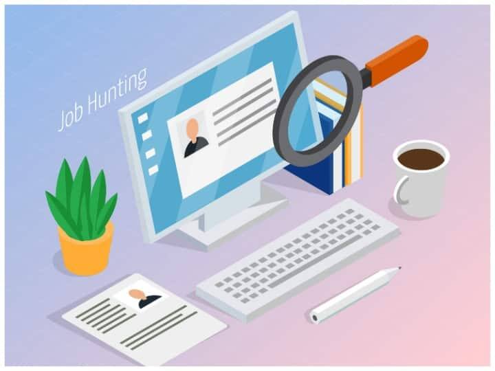 આ પોસ્ટ્સ પર પસંદગી પરીક્ષાના ઘણા તબક્કા પસાર કર્યા પછી કરવામાં આવશે. સૌ પ્રથમ લેખિત પરીક્ષા લેવામાં આવશે. આ પછી, એપ્લિકેશન વેરિફિકેશન, વોઇસ ટેસ્ટ, સાયકોલોજિકલ ટેસ્ટ, મેડિકલ ટેસ્ટ, બેકગ્રાઉન્ડ વેરિફિકેશન વગેરે જેવા ઘણા તબક્કાઓ પસાર કરવાના રહેશે.