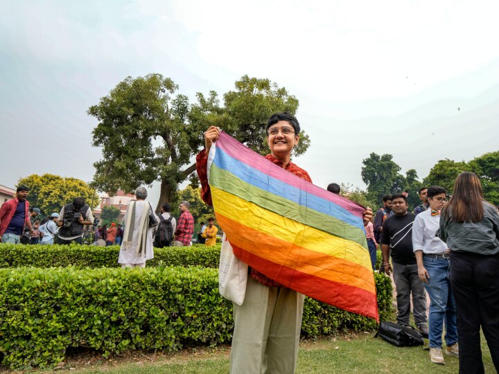 समलैंगिकों की शादी, विरासत, नॉमिनी, पेंशन या गोद के अधिकार, अब फैसला सरकार और संसद के पास, SC से इन मामलों में राहत नहीं