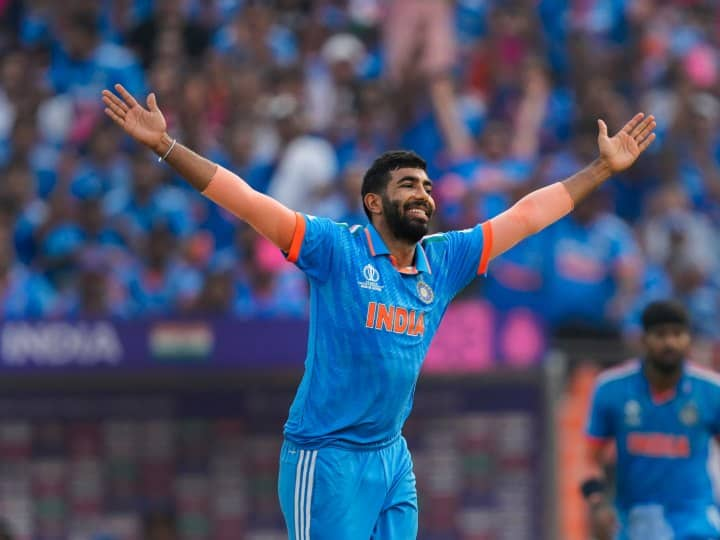 World Cup 2023 Jasprit Bumrah off cutter special ball used against mohammad rizwan IND vs PAK World Cup 2023: बुमराह की स्पेशल गेंद का शिकार हुए थे पाकिस्तान के बल्लेबाज रिजवान, जानें क्या है ऑफ कटर?