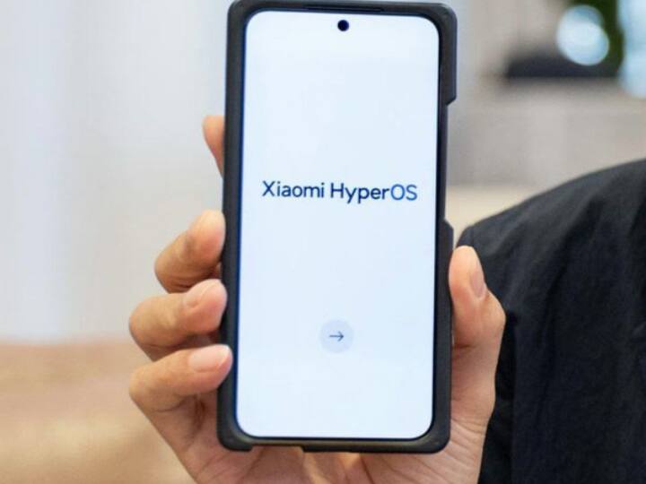 Xiaomi 14: Xiaomi ने हाल ही में घोषणा की है कि उसका आगामी Xiaomi 14 नए हाइपरओएस के साथ लॉन्च होने वाला पहला स्मार्टफोन होगा. लीक्स की माने तो फोन में आपको स्नैपड्रैगन 8 जेन 3 SoC और इसमें एक Leica-ट्यून कैमरा सेटअप देखने को मिल सकता है जैसा Xiaomi 13 में था.