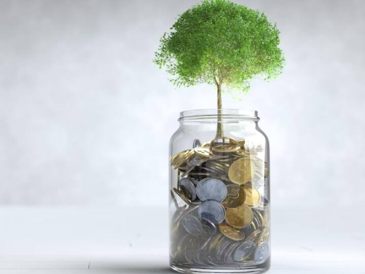 Bank of India 400 दिन के टेन्योर पर 7.25 फीसदी का ब्याज आम लोगों के लिए और सीनियर सिटीजन के लिए 7.75 फीसदी का ब्याज दे रहा है.