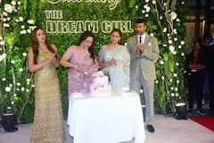 Hema Malini: 'সেলিব্রেটিং দ্য ড্রিম গার্ল', হেমা মালিনীর জন্মদিনের পার্টিতে চাঁদের হাট