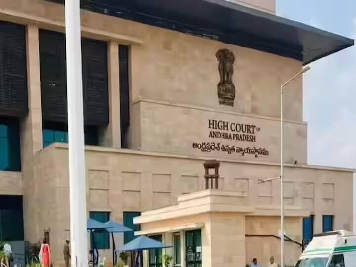 Andhra Pradesh HC Posts Chandrababu Naidu's Anticipatory Bail Petition In Inner Ring Road Case To Oct 18 Andhra Pradesh HC Posts Chandrababu Naidu's Anticipatory Bail Petition In Inner Ring Road Case To Oct 18