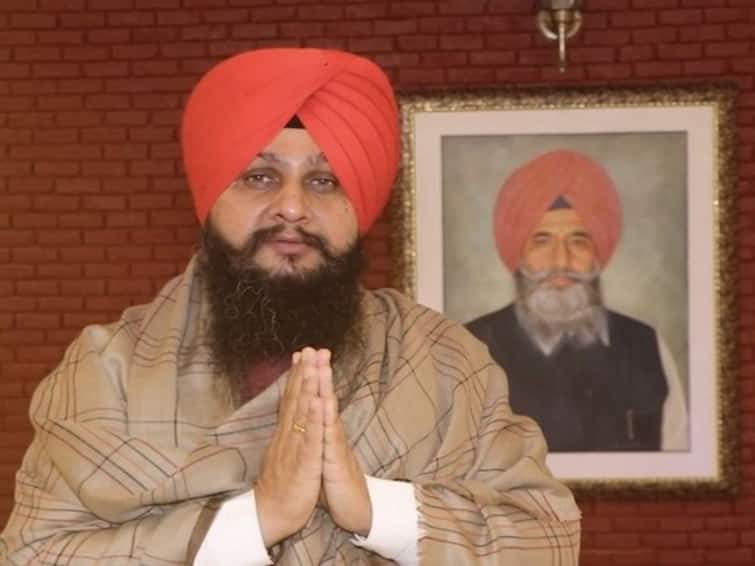 Punjab Police Arrests Ex-Congress MLA Kulbir Singh Zira For 'Obstructing' Officials From Performing Duties Punjab Police Arrests Ex-Congress MLA Kulbir Singh Zira For 'Obstructing' Officials From Performing Duties