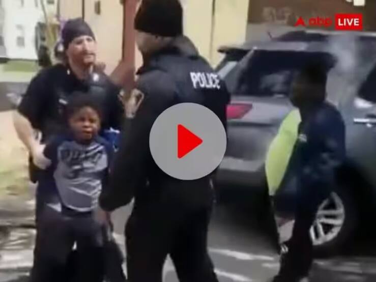 viral video little boy arrested by police after stealing bag of chips new york news Viral Video: वेफर्सचं पॅकेट चोरलं म्हणून पोलिसांनी मुलाला पकडून नेलं, व्हिडीओ तुफान व्हायरल