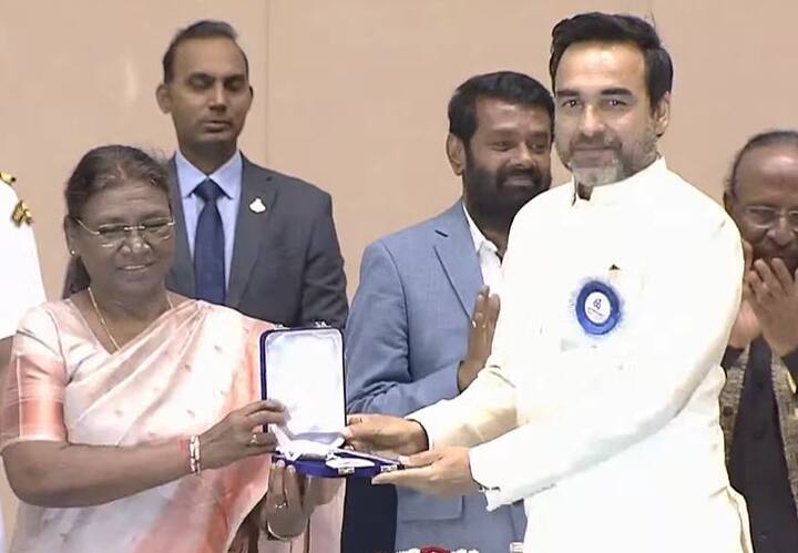 Actor Pankaj Tripathi received the award for Best Supporting Actor for his film 'Mimi.'