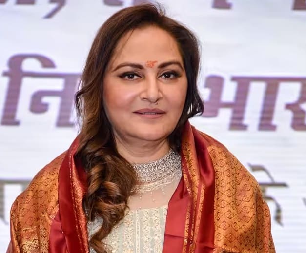 Rampur court issues non-bailable warrant against Jaya Prada Jaya Prada Warrant: પૂર્વ સાંસદ જયા પ્રદા વિરુદ્ધ બિન જામીનપાત્ર વોરંટ જાહેર, જાણો શું છે સમગ્ર કેસ?